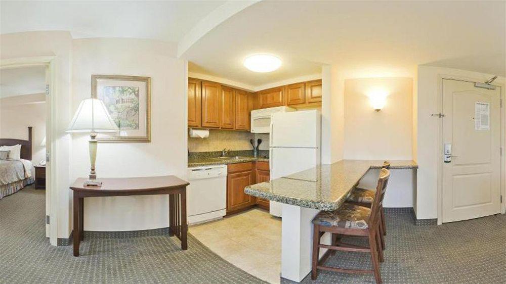 Homewood Suites By Hilton Montgomery Eastchase Exteriör bild